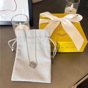 Kendra Scott Elisa Silver Pendant Necklace in Platinum Drusy